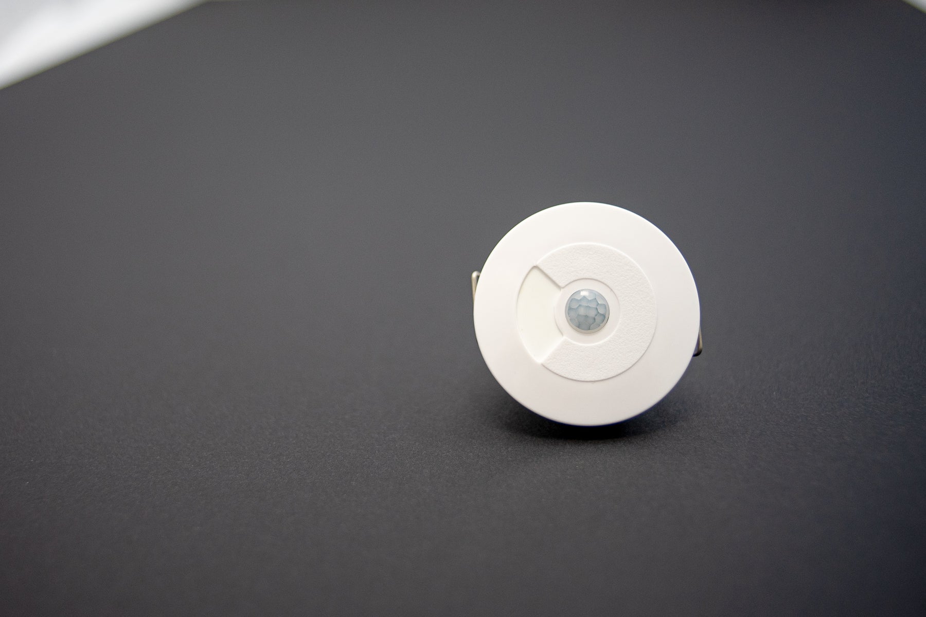 Using the Motion Sensor 360 range with Crestron